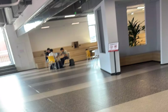 團隊引領廠家完成洽談，認清當下業務面臨的挑戰與機遇